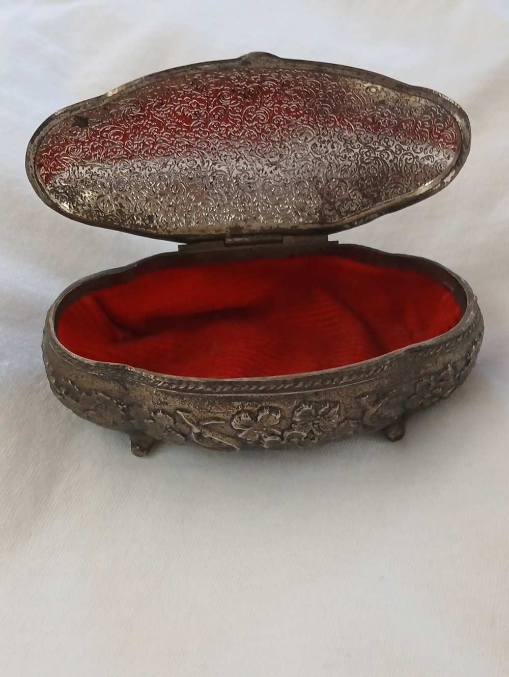 Ornate Silver-Tone Red Lined Jewelry Trinket Box